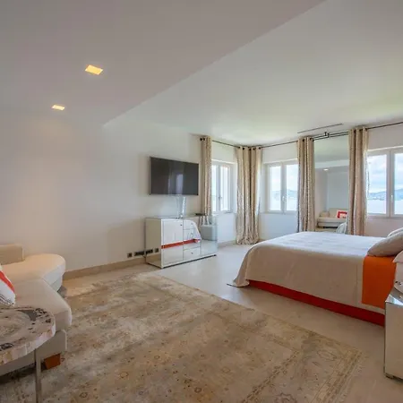 20 Guests Amazing In Great Location, Saint-tropez Вилла Сен-Тропе