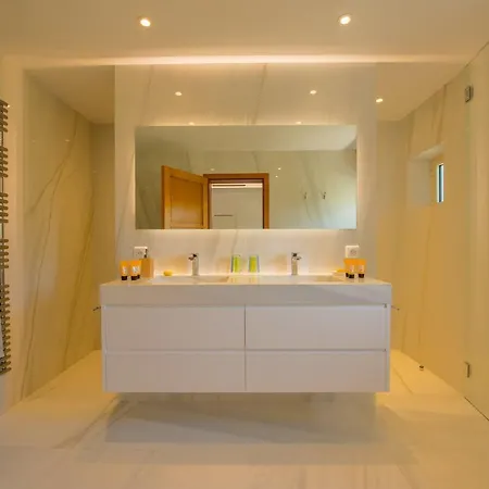 Вилла 20 Guests Amazing In Great Location, Saint-tropez